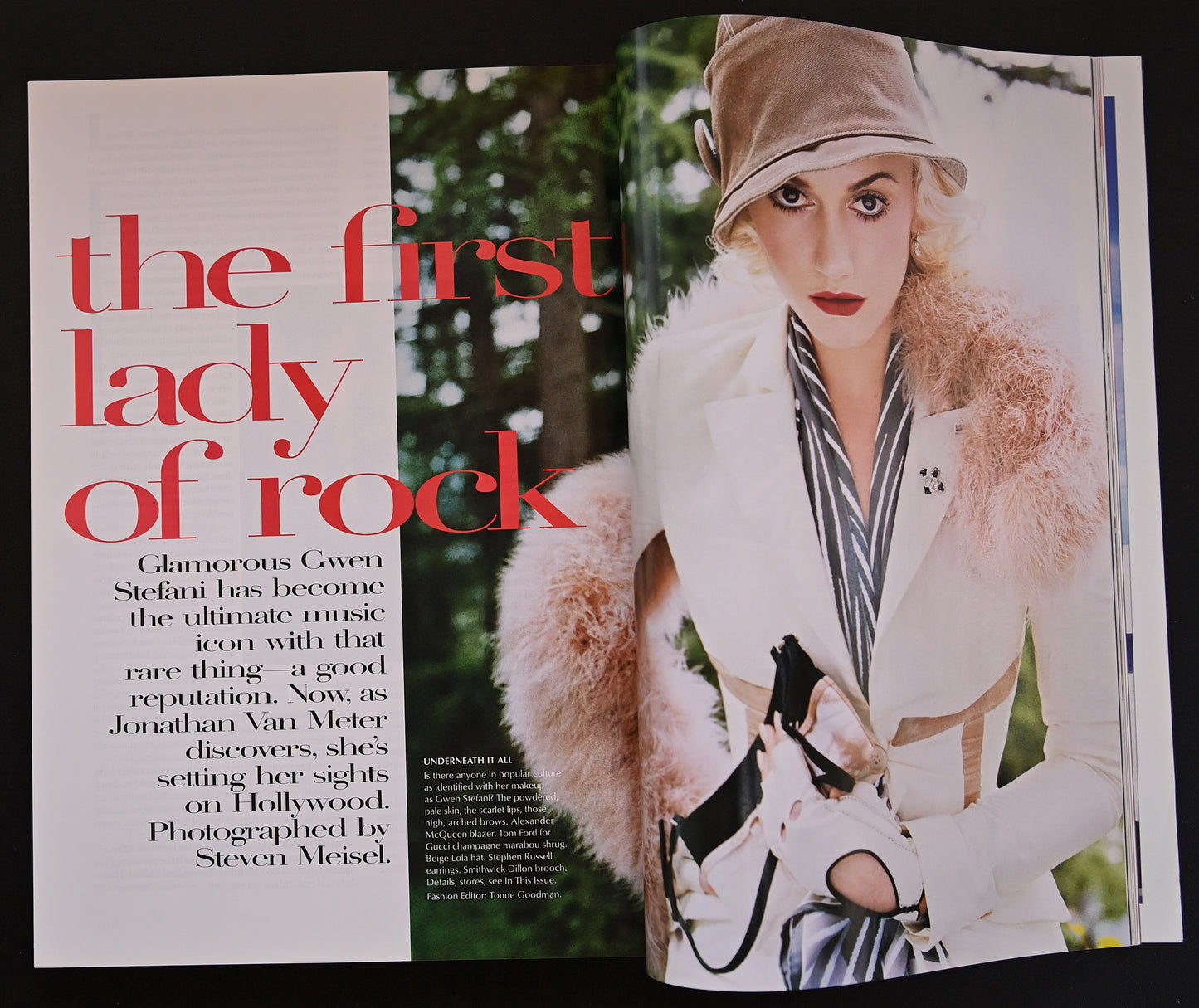 VOGUE - GWEN STEFANI - APRIL 2004