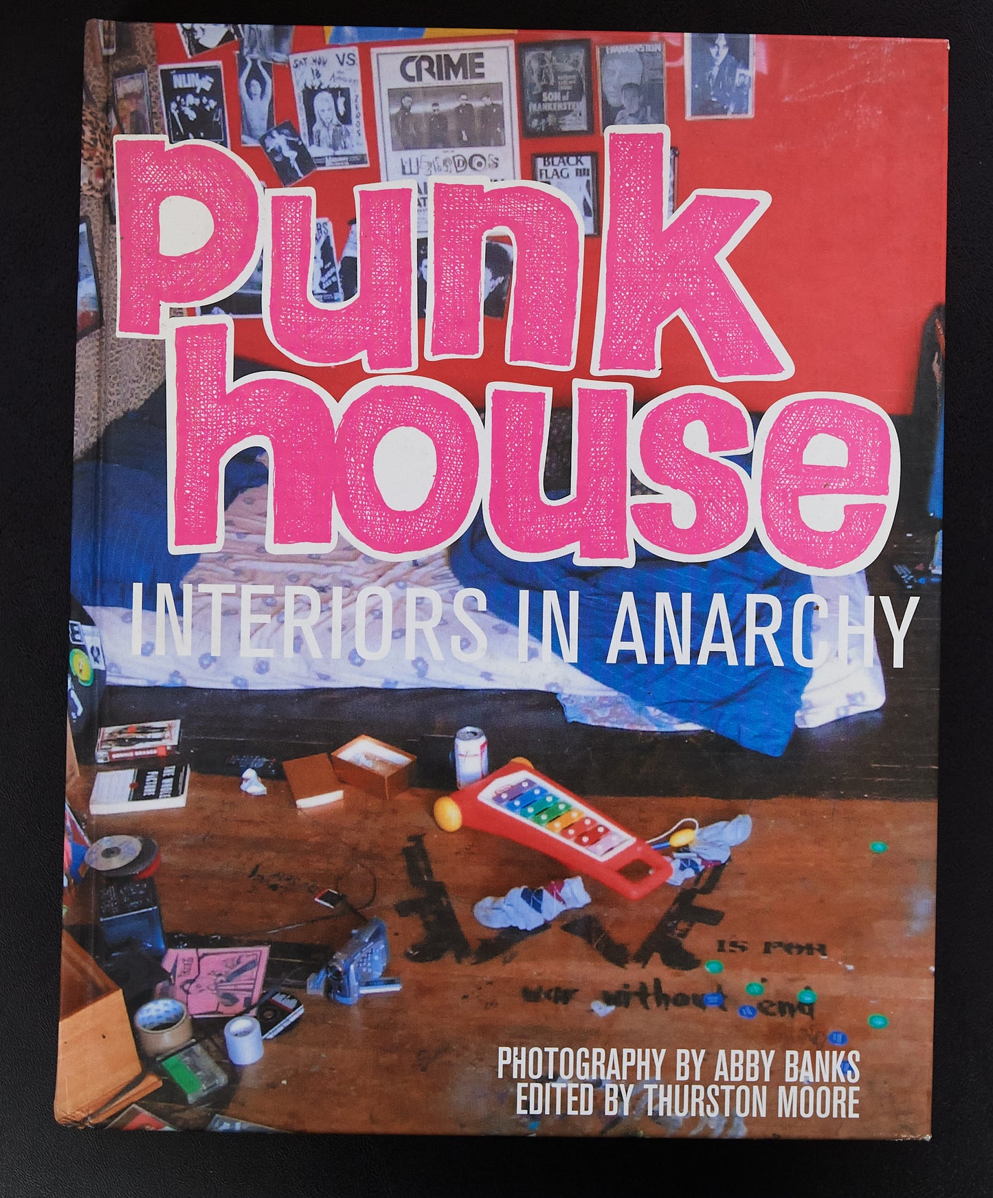 PUNK HOUSE - INTERIORS IN ANARCHY