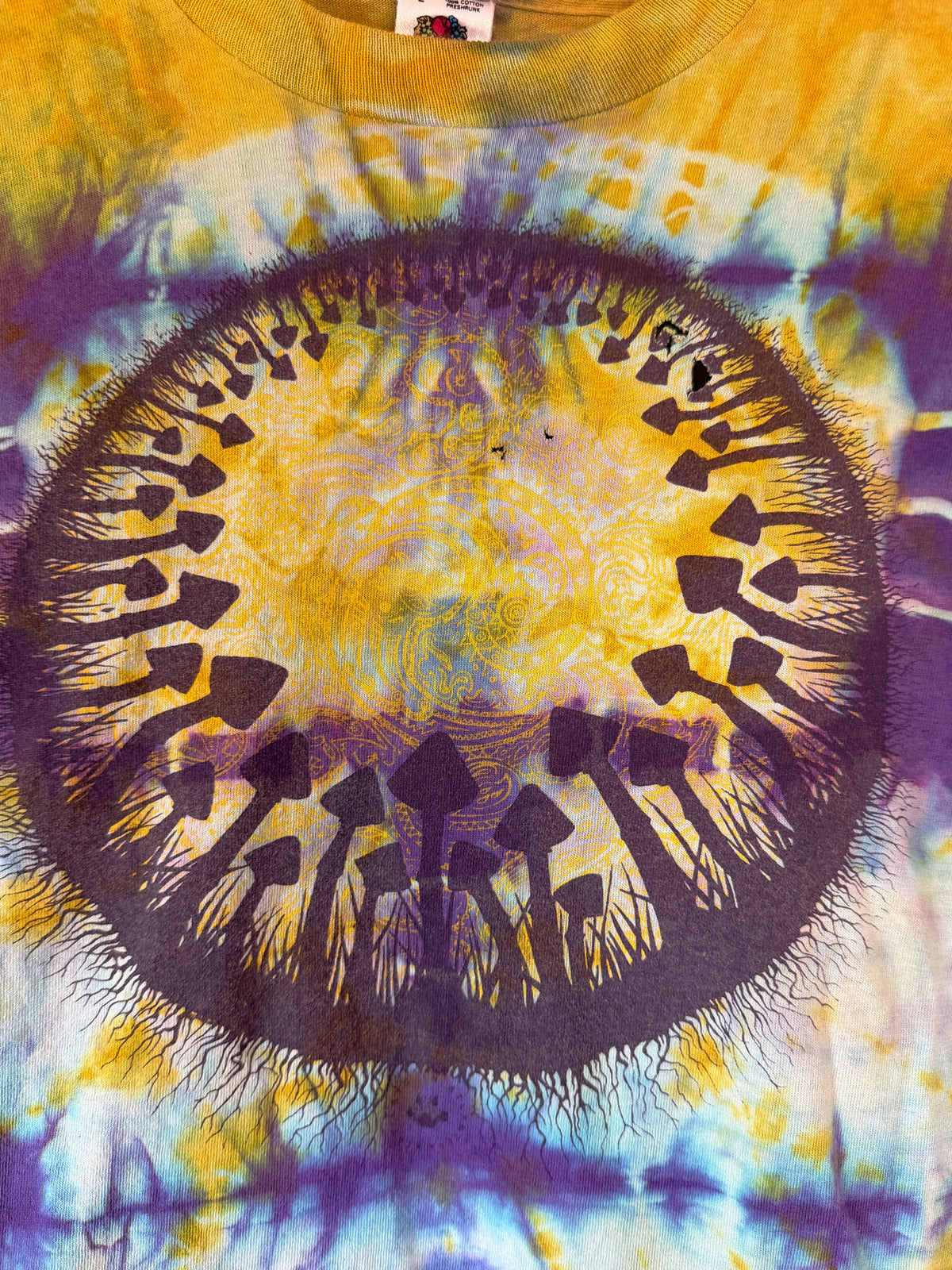VINTAGE 1990s PSYCHEDELIC MUSHROOM TIE-DYE TEE